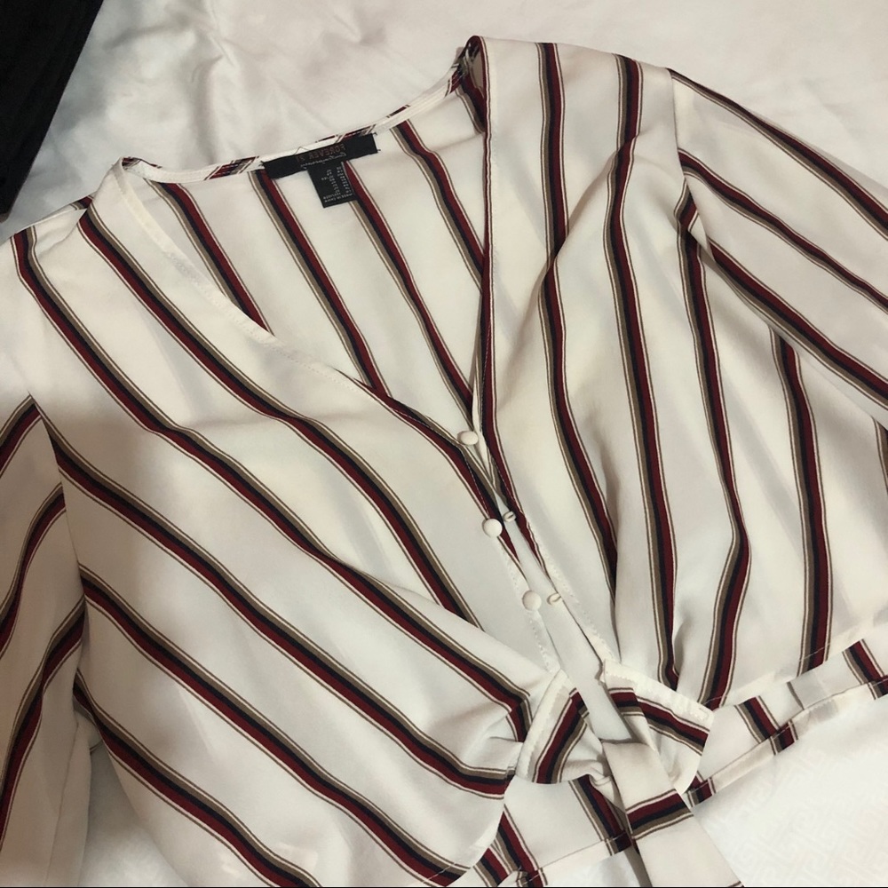 Bell Flare Sleeve crop top